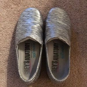 Perfect shoe for medical field!